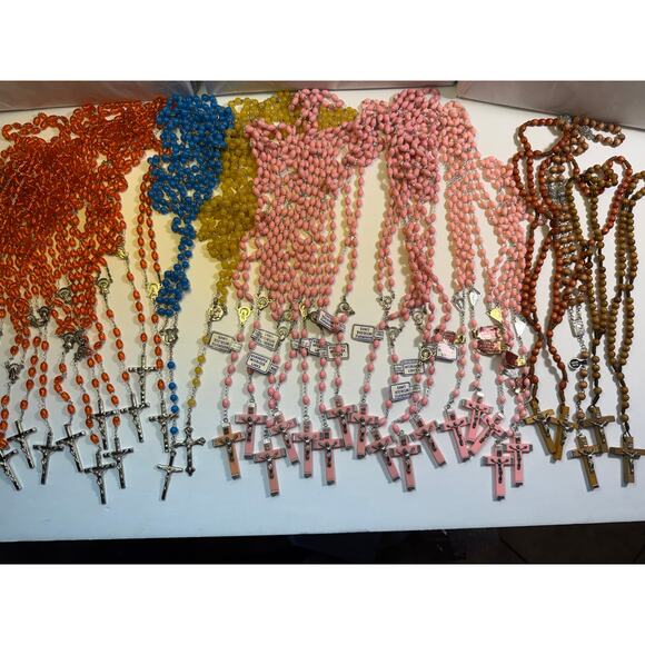 36 Rosary Beads Lot Crucifix Cross Necklace Prayer Spiritual Pink Wood blue - Picture 1 of 6